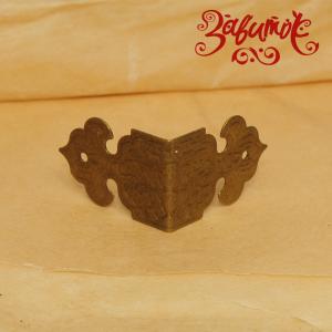 Уголок декоративный, цвет латунь, 17х25х25 мм - Заготовки для декупажа. Интернет-магазин Завиток
